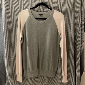 Theory light gray sweater with tan sleeves.